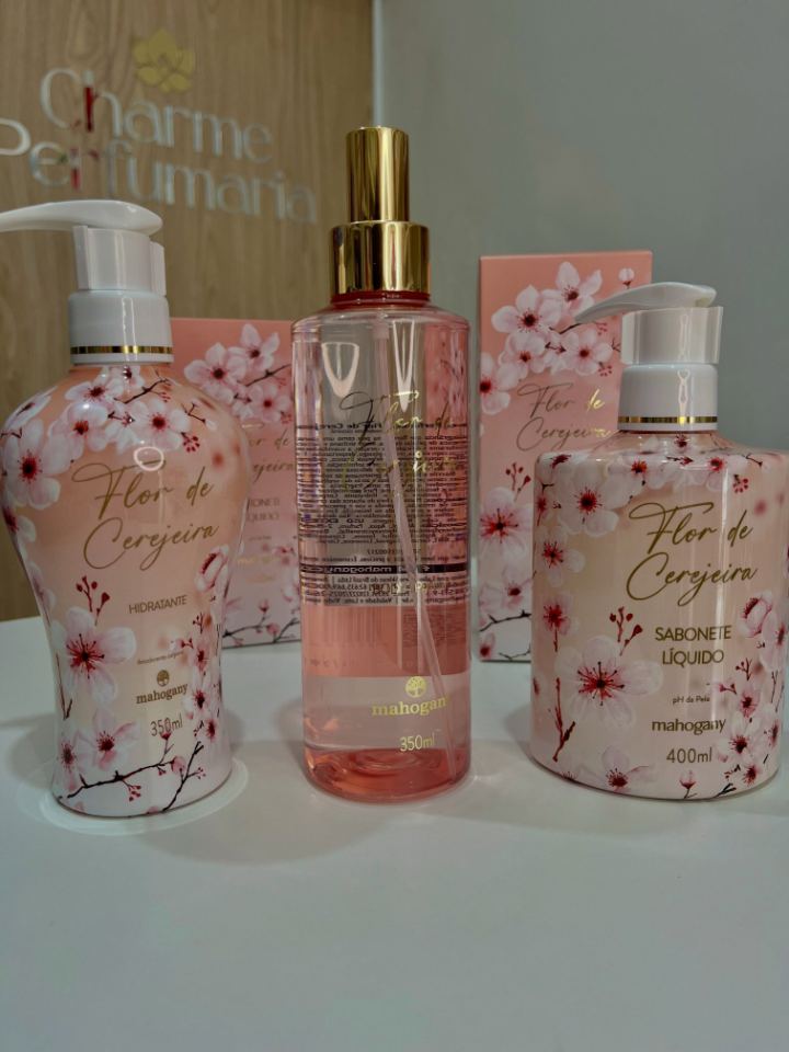 Linha Flor de Cerejeira com sabonete líquido, body splash e hidratante